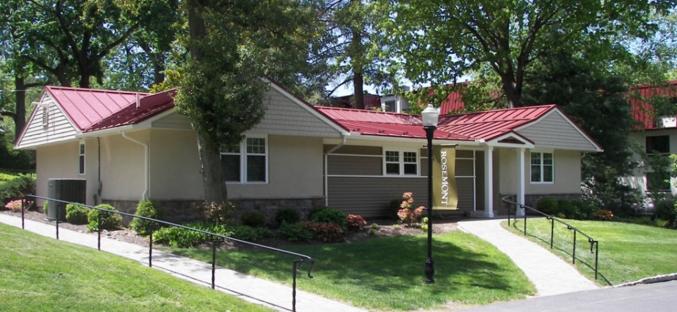 senior living cottage exterior